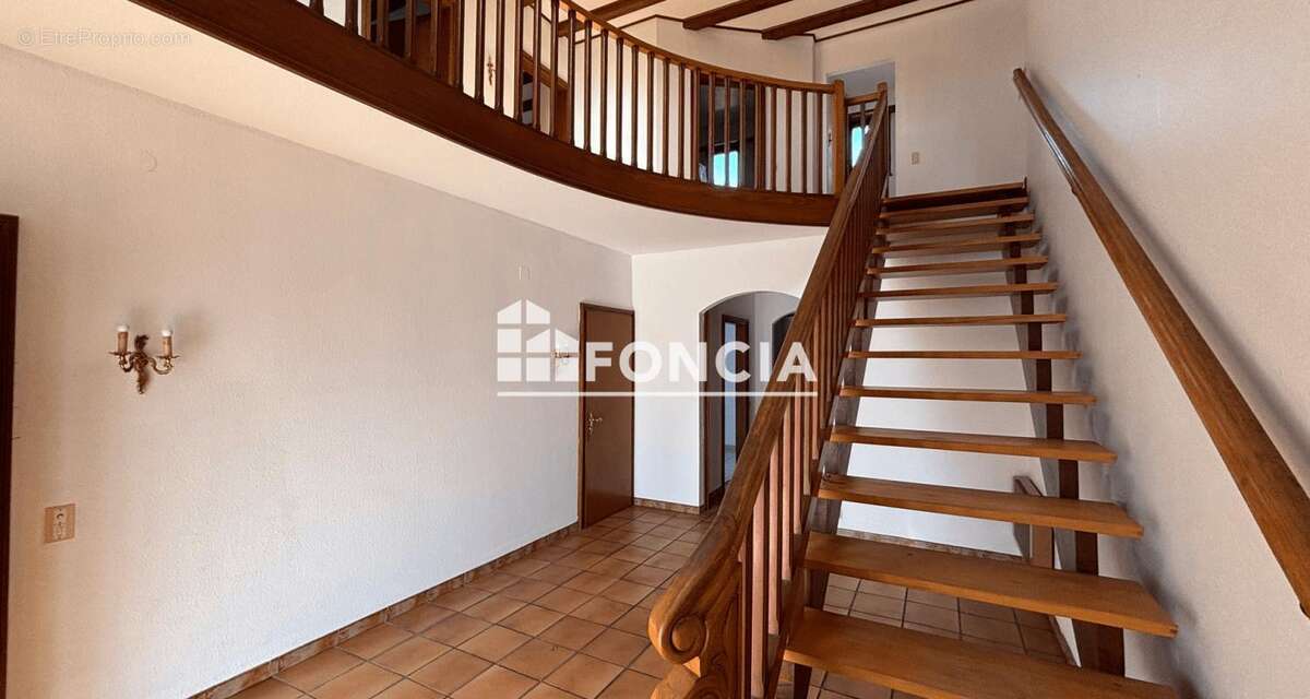 OBENHEIM - Spacieuse villa de 310 m2 - photo 2