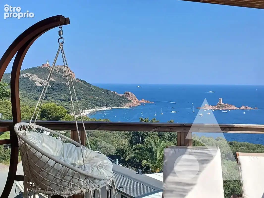 Maison 3 pièces 36m²  , piscine et vue mer -saint-raphael - photo 2