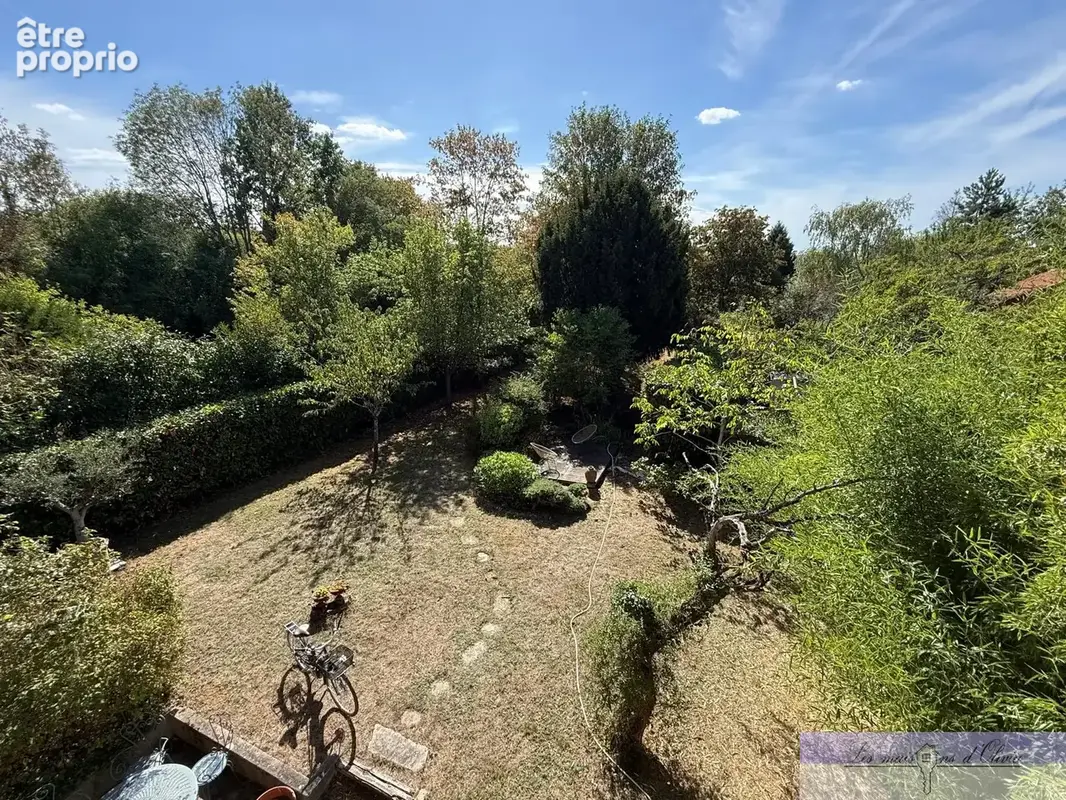 Maison de charme 180 m2 , Terrain arboré de 1 100 m2 ,Studio indépendant - photo 6