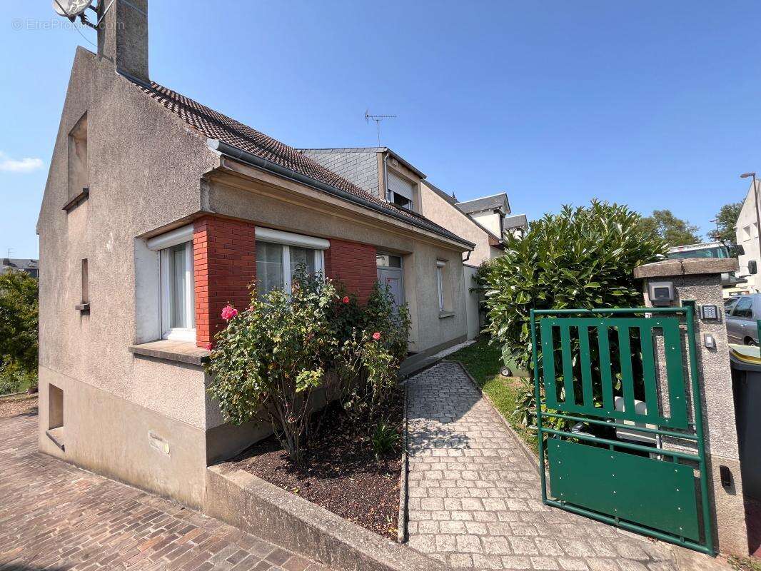 Maison à SAINT-JEAN-LE-BLANC