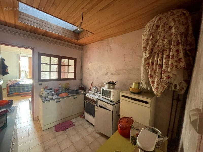 Maison à LA BAZOCHE-GOUET