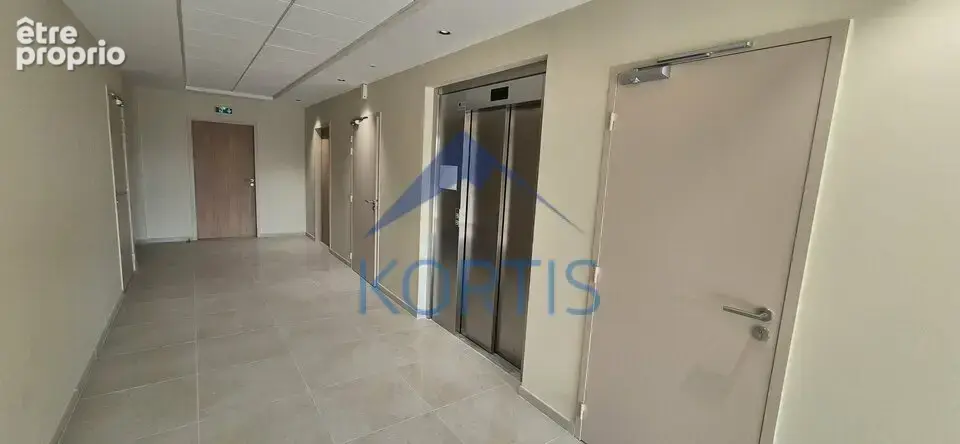 Commerce 238 m² à vendre à Gleize (69400) - photo 2