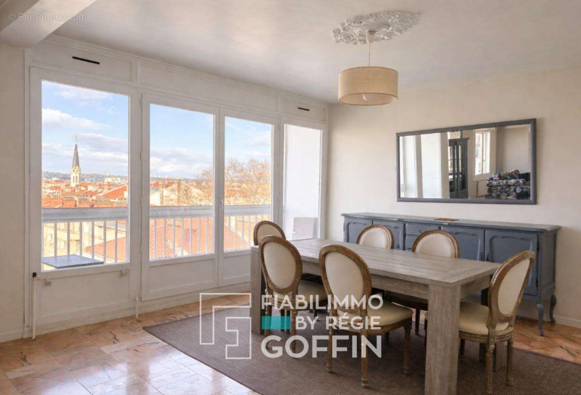 Appartement à LYON-3E
