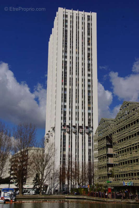 Appartement à PARIS-19E