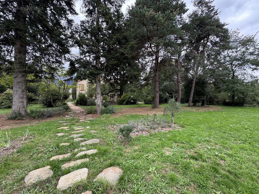 Maison à PAYRIN-AUGMONTEL