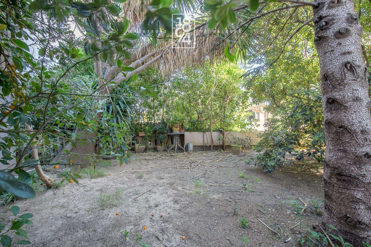 Appartement à MARSEILLE-12E