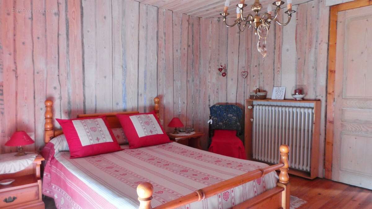 Chambre N°1 - Appartement à ALBENS