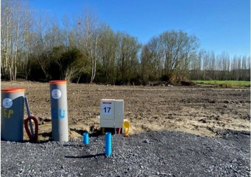 Terrain à MONTIGNY-EN-OSTREVENT