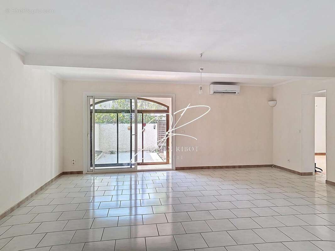 Photo 3 - Maison à SAUVIAN