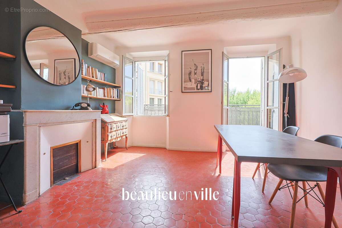 Exclusivite - aix-en-provence - centre historique -  t3 balcon - 328 000 € - photo 6