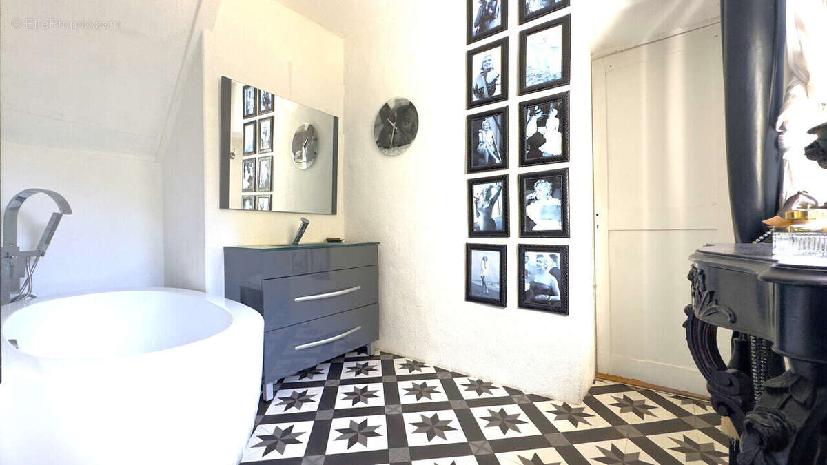 Maison à VARCES-ALLIERES-ET-RISSET