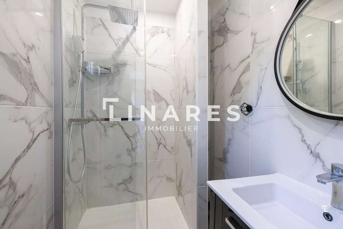 VENDOME FAMILY - Appartement T5 de 94 m2 - balcons - 13012 - photo 8