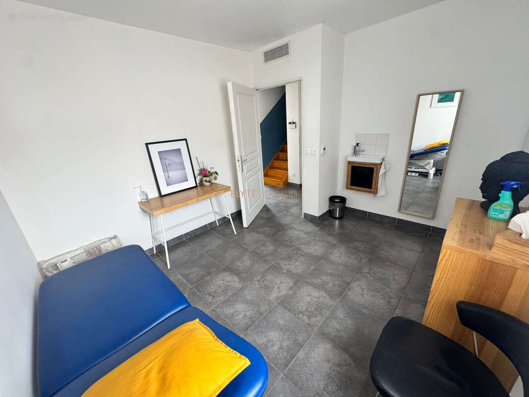 Maison à CHATEAUNEUF-LES-MARTIGUES