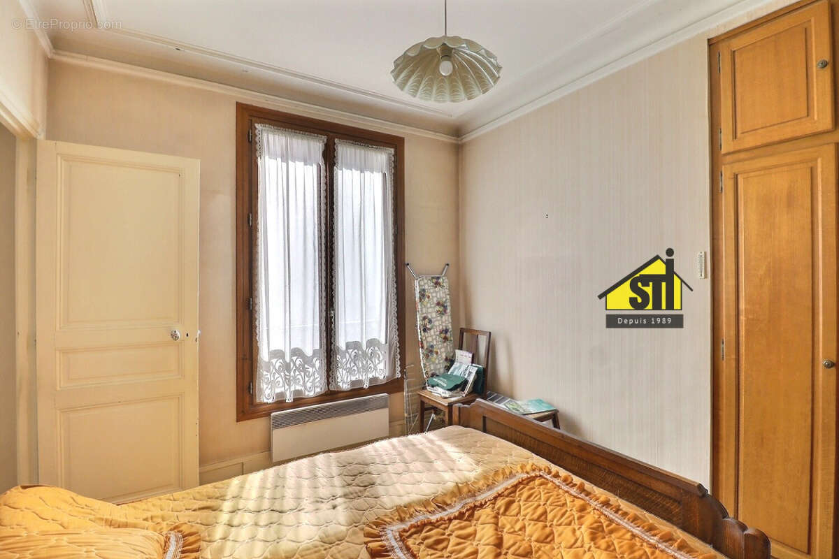 Appartement à PARIS-14E