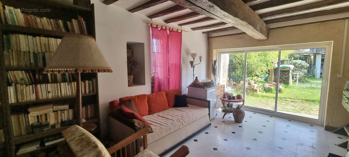 Maison à MELZ-SUR-SEINE