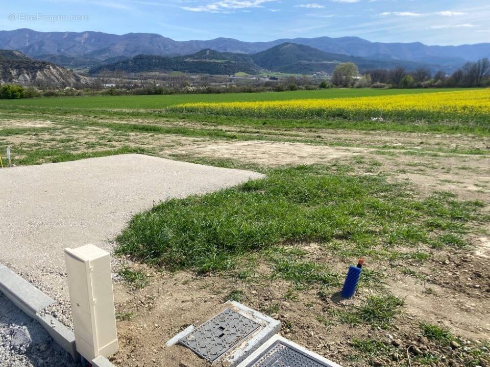 Terrain à AUBIGNOSC