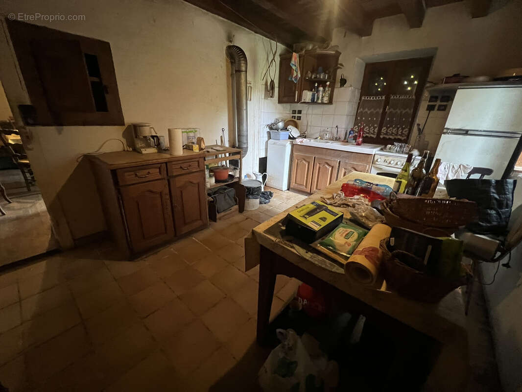 Maison à LESCHERAINES