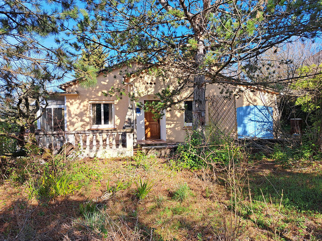 Maison à MALAUCENE