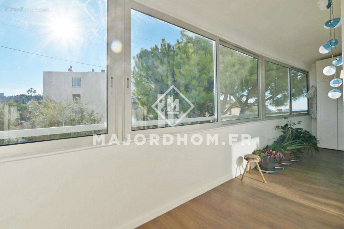 Appartement à MARSEILLE-7E