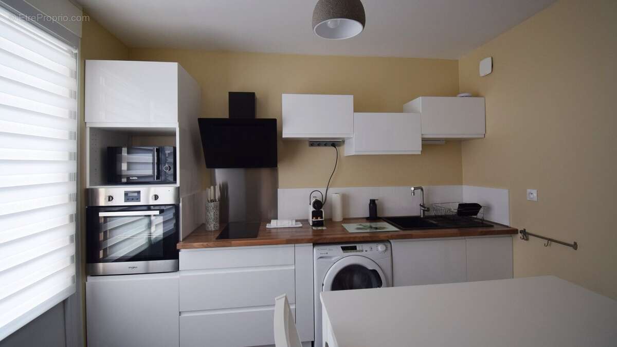 Vente Appartement T2 proche gare à VICHY avec balcons et garage - photo 5
