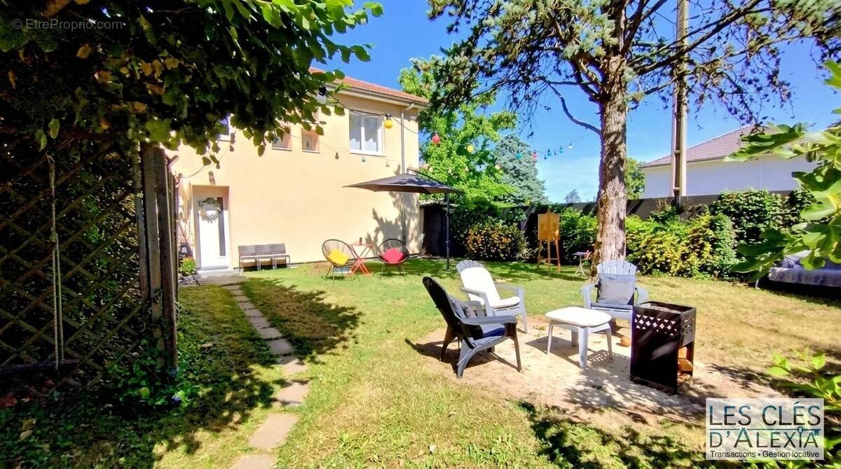 Appartement à CHAPONOST