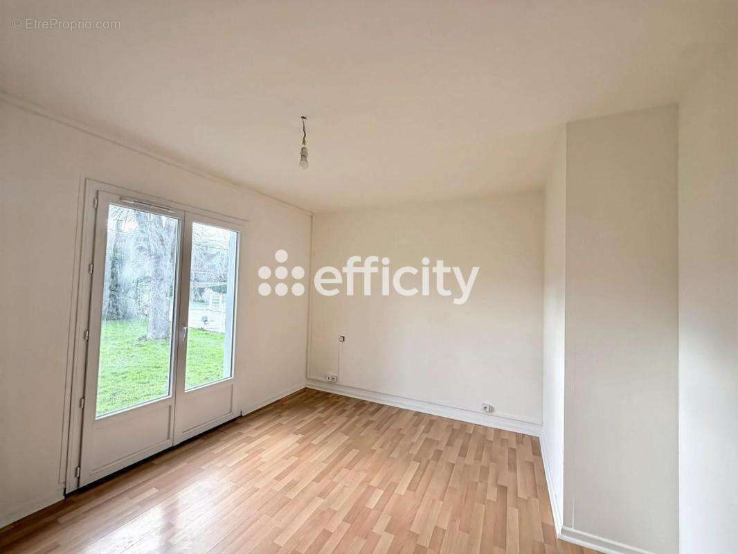 Maison à CASTILLONNES