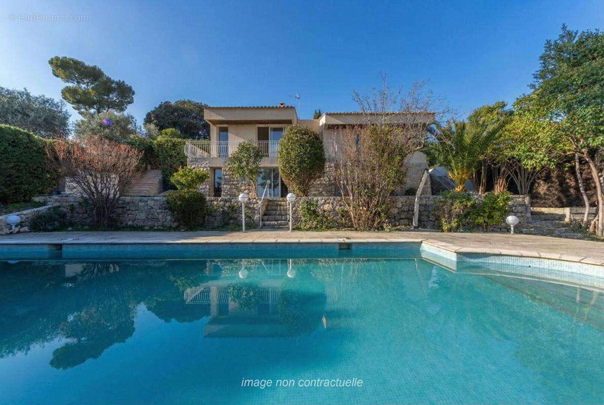 Villa mitoyenne Mougins limite Le Cannet 4 pièces 110 m2, terrasse et jardin - photo 7