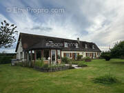 Maison à MAUQUENCHY