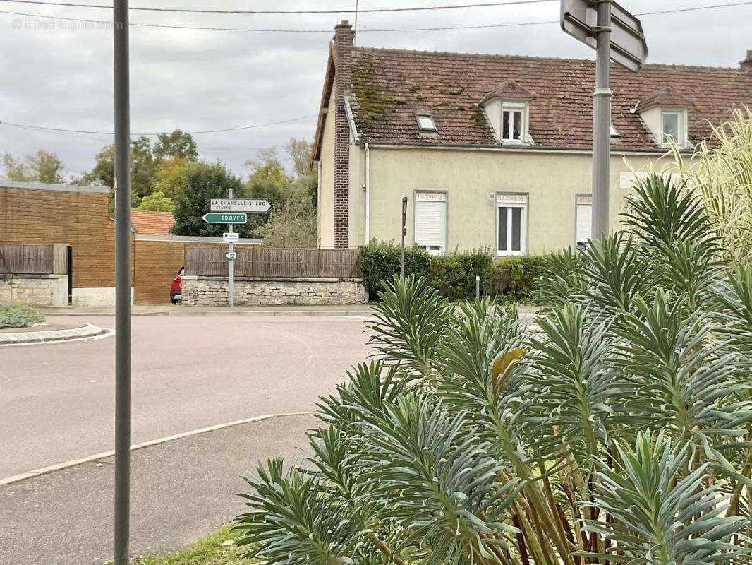 Appartement à LA CHAPELLE-SAINT-LUC