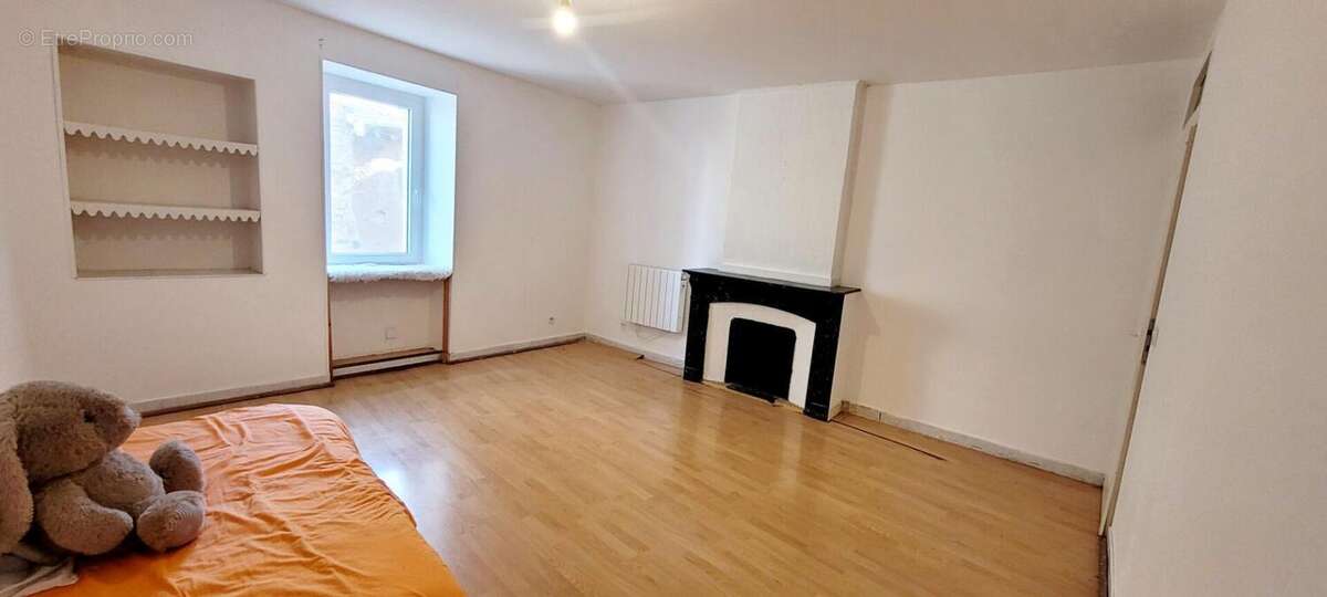 Maison à THEZAN-DES-CORBIERES