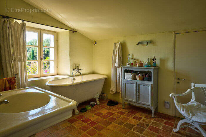 Photo 9 - Maison à CUCURON