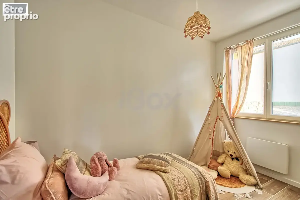 Le Revest les Eaux Villa T4 vue dégagée - photo 19