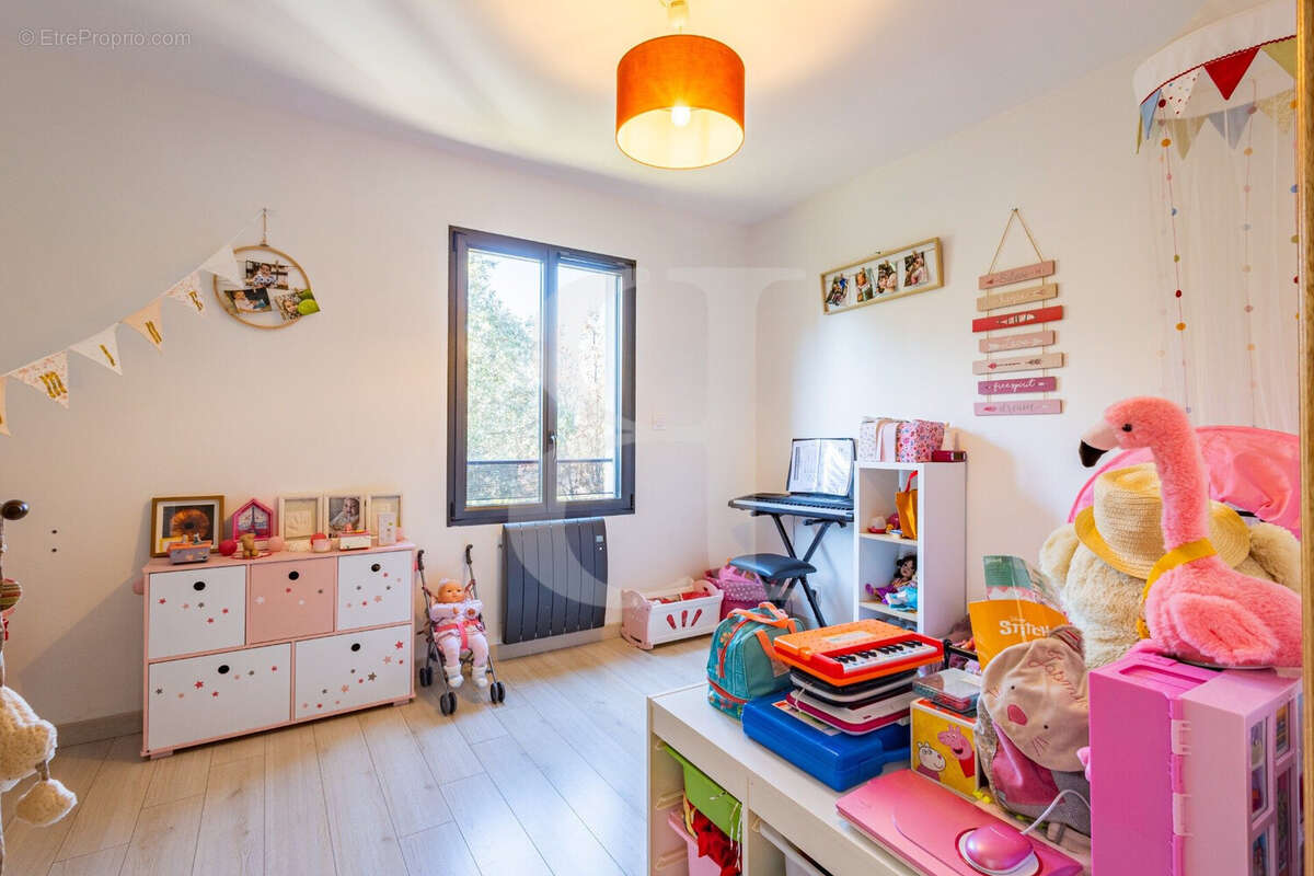 Maison à PERNES-LES-FONTAINES