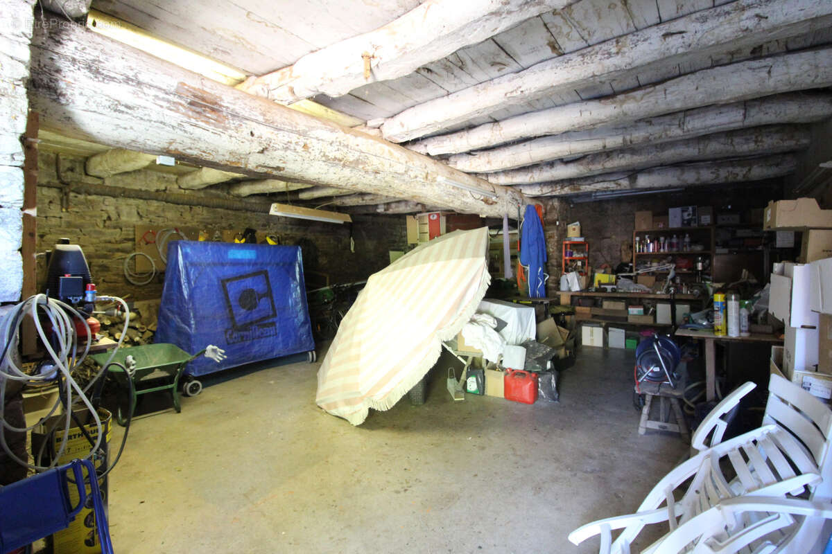 Maison à SAINT-JUERY