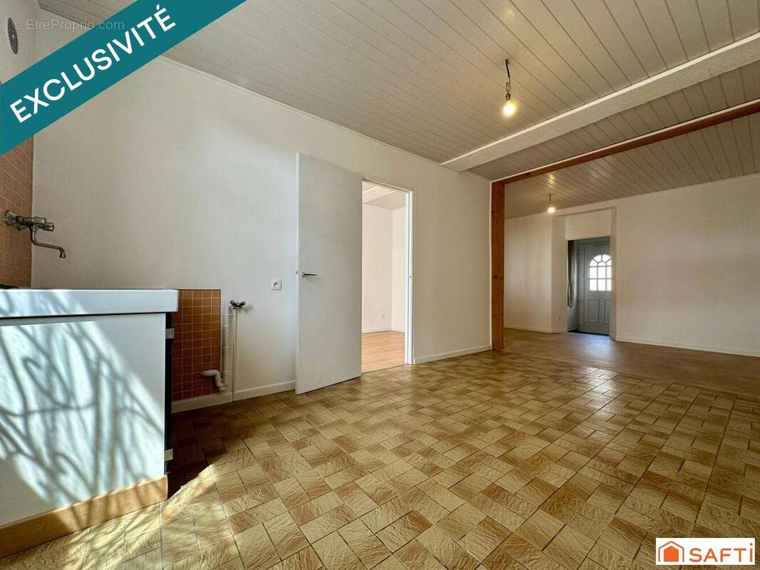 Photo 2 - Appartement à FOURCHAMBAULT