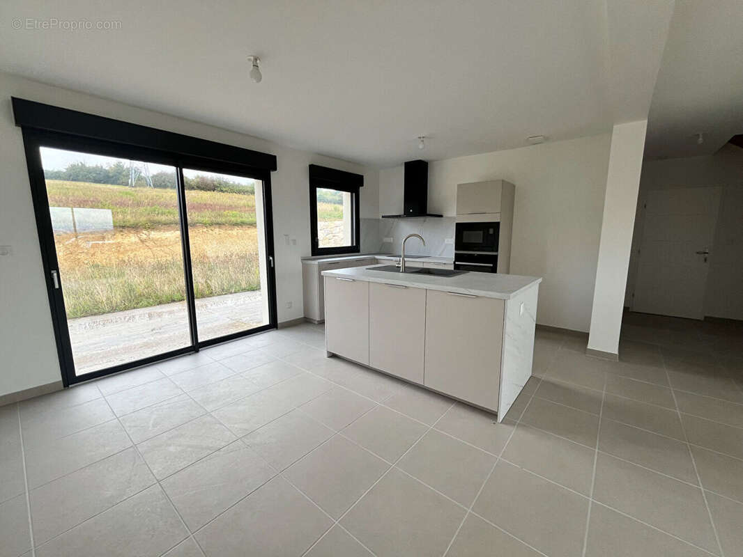 Maison à BRUGNY-VAUDANCOURT