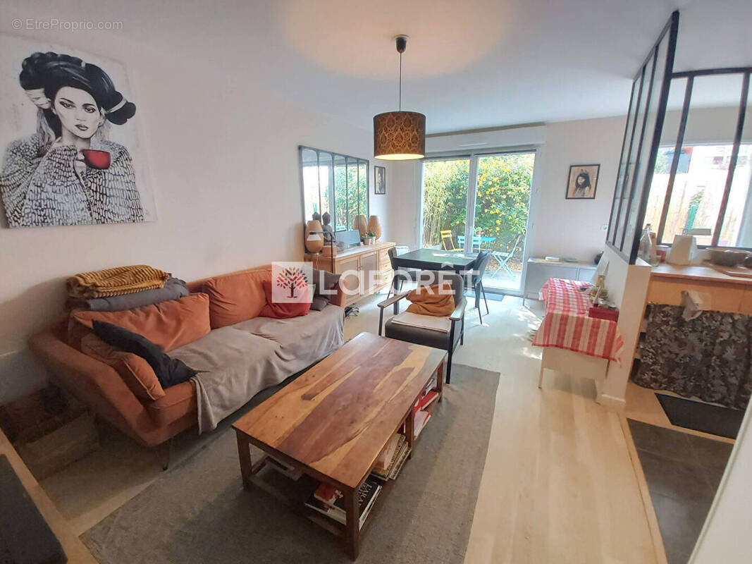 Appartement à VILLEMOMBLE