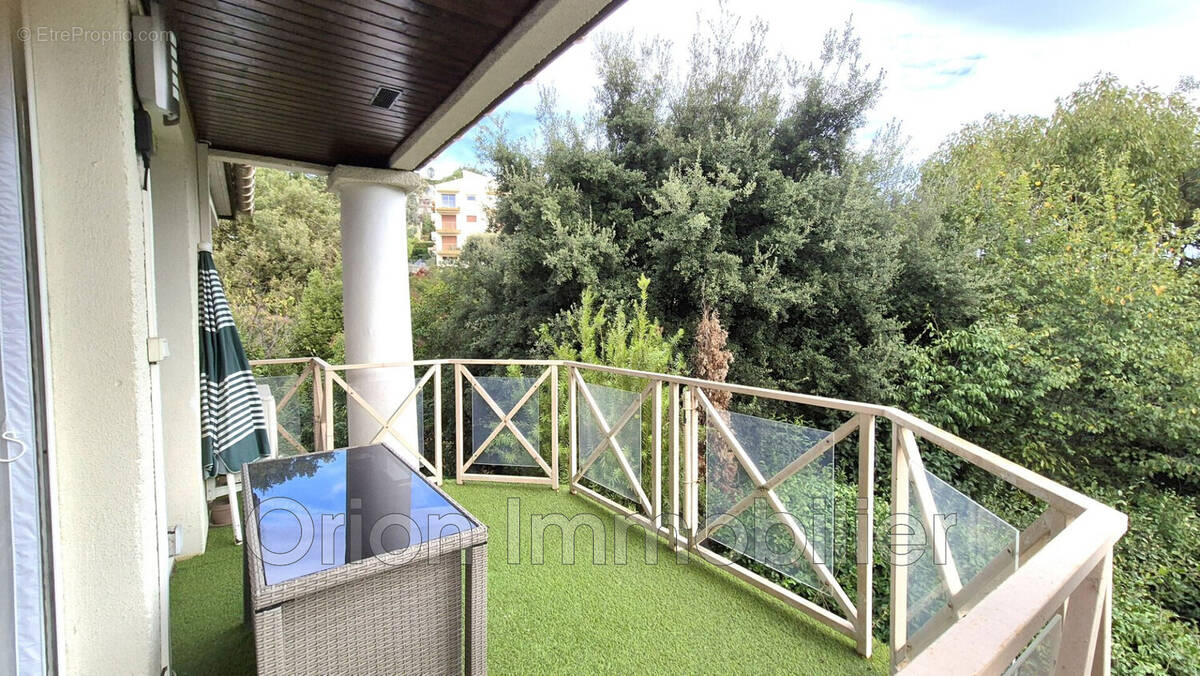 Appartement à MANDELIEU-LA-NAPOULE