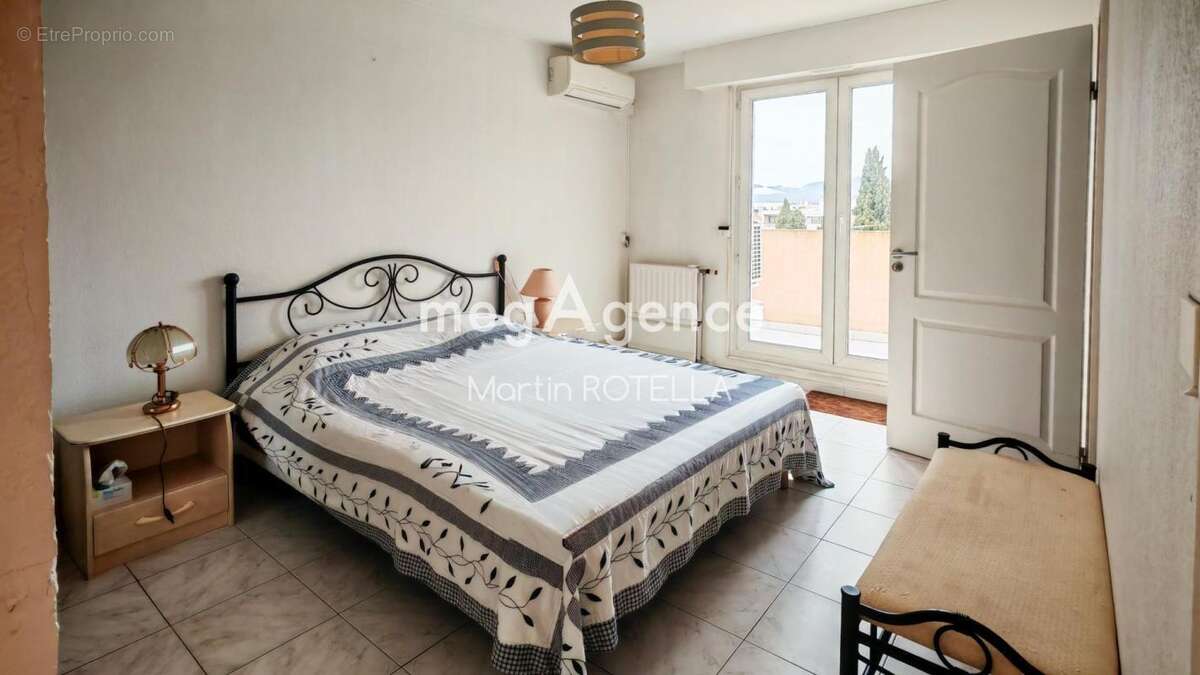 Appartement à SAINT-RAPHAEL