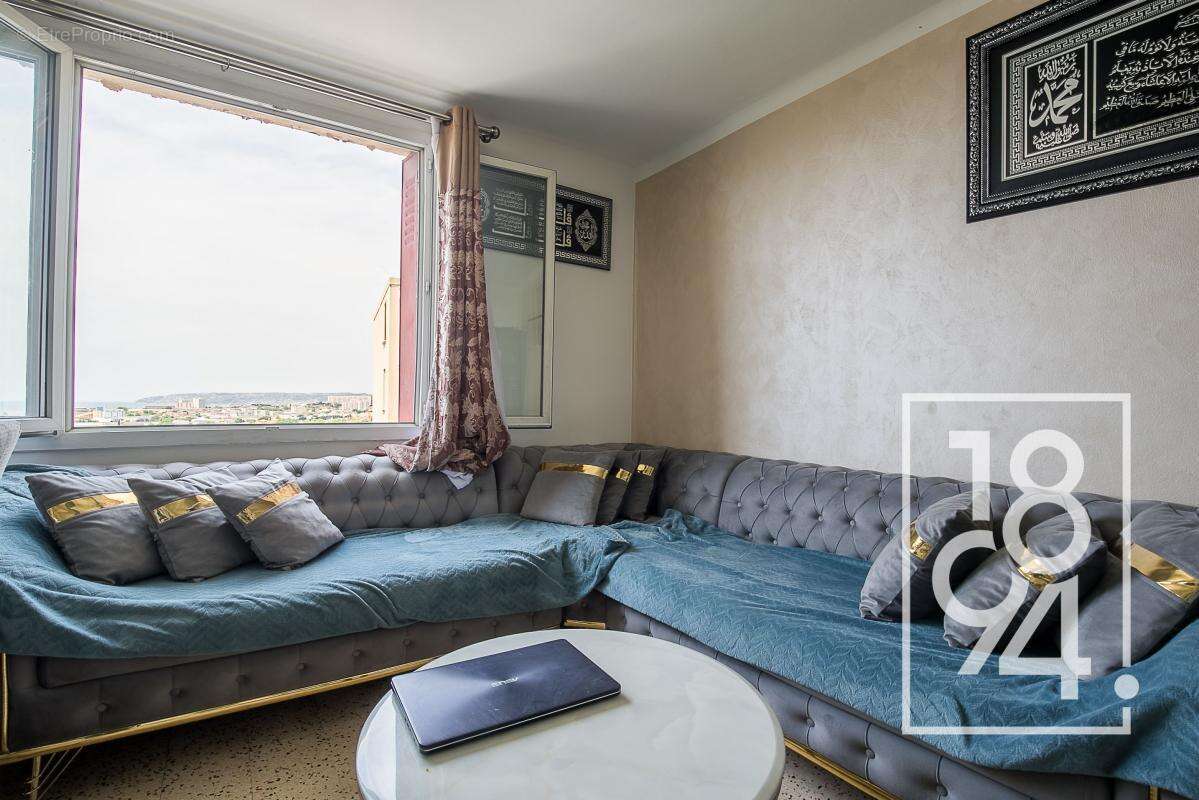 Appartement à MARSEILLE-14E