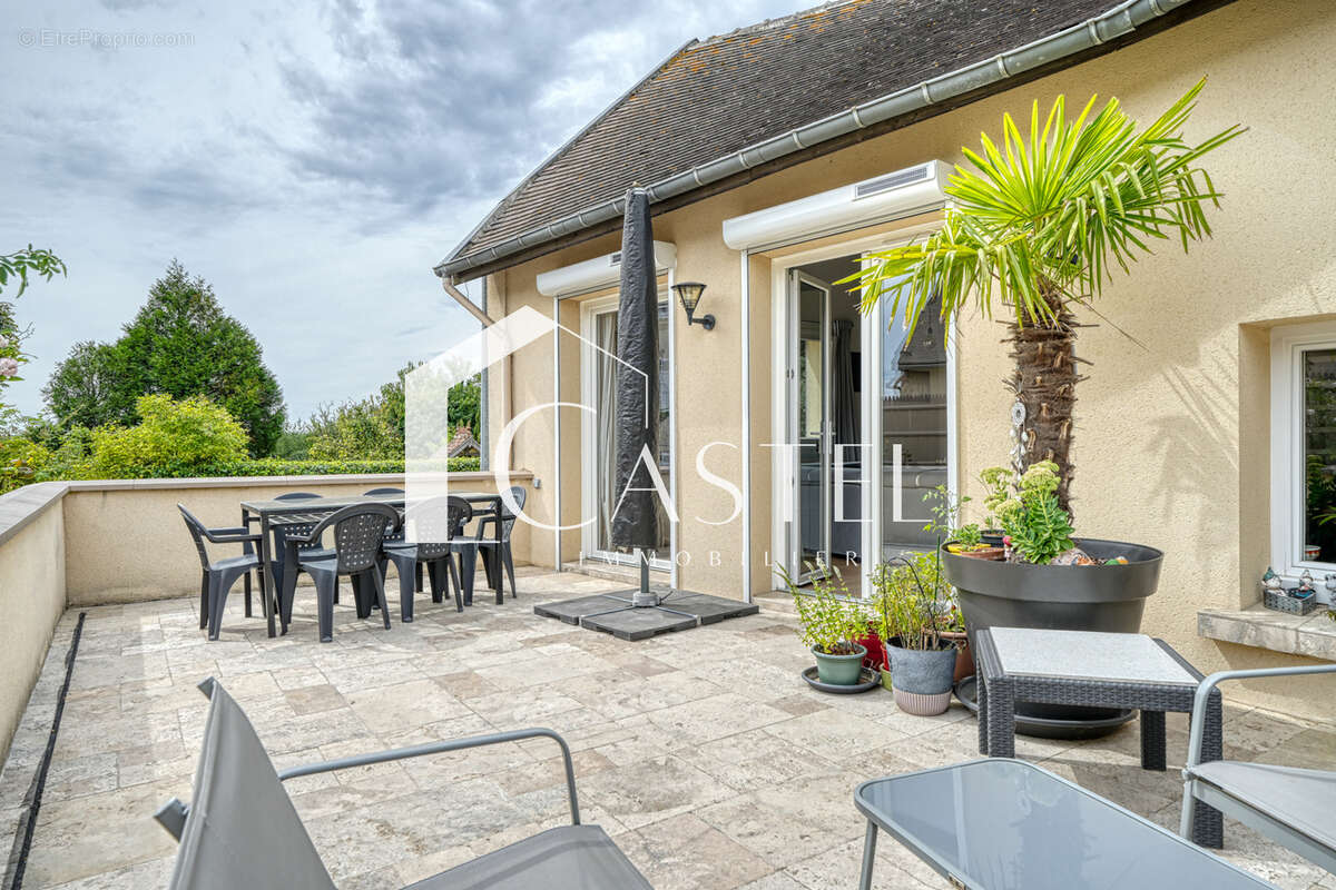 Maison à LES ALLUETS-LE-ROI