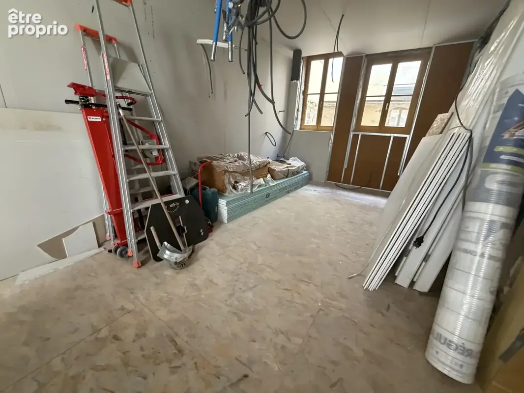 CSI5076 - IMMEUBLE à finir de rénover - photo 6