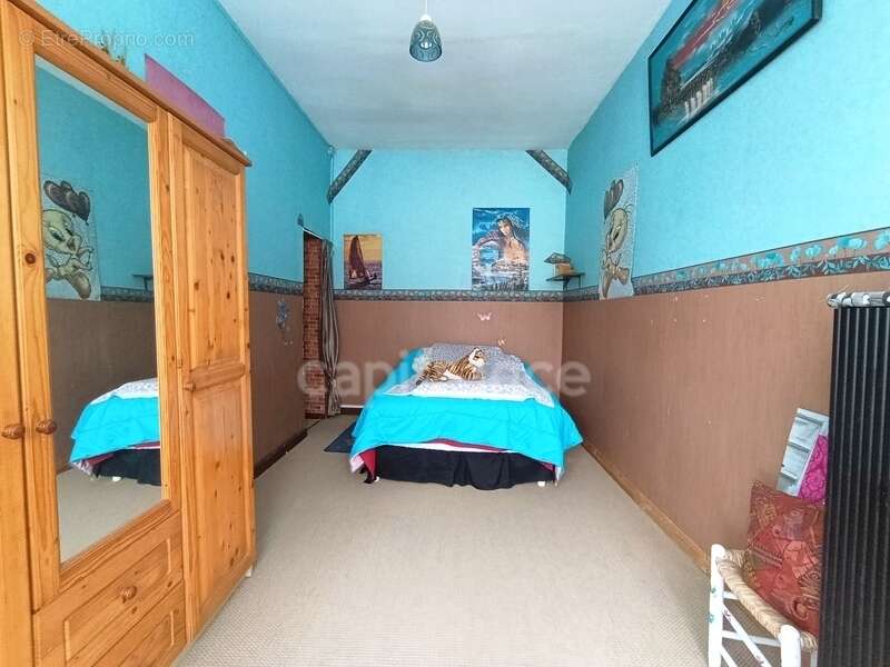  Spacieuse maison bourgeoise de 280 m² – Habitez et générez un revenu locatif avec 50 m² en plus ! - photo 18