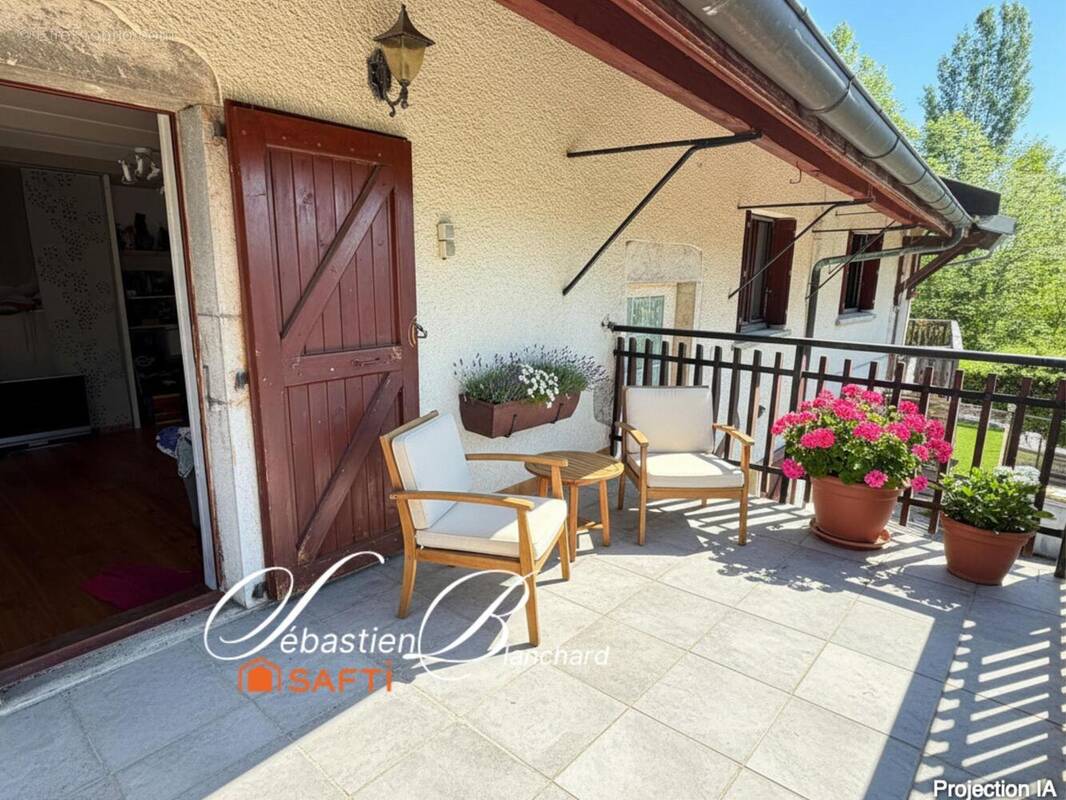 Photo 1 - Maison à CHANAY