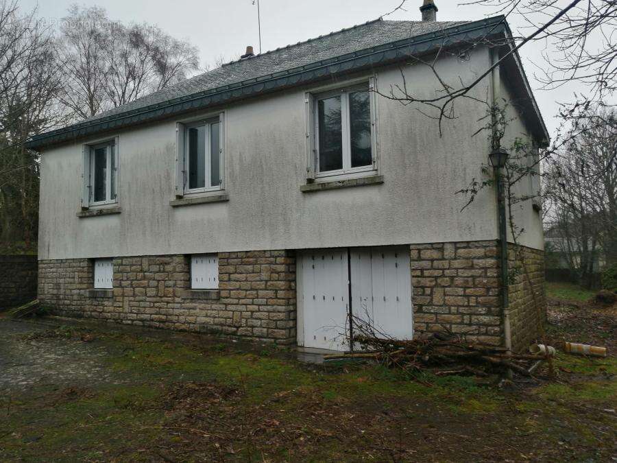 Maison à LARRE
