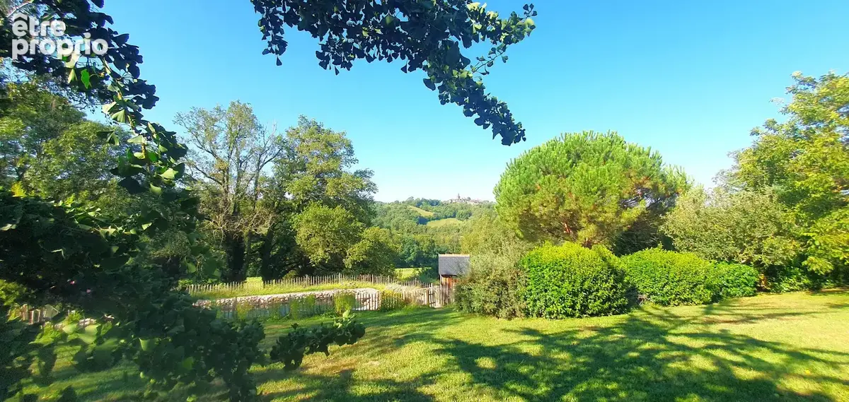 Maison en pierre avec gîte, piscine naturelle et vue - 3 500 m² - photo 2