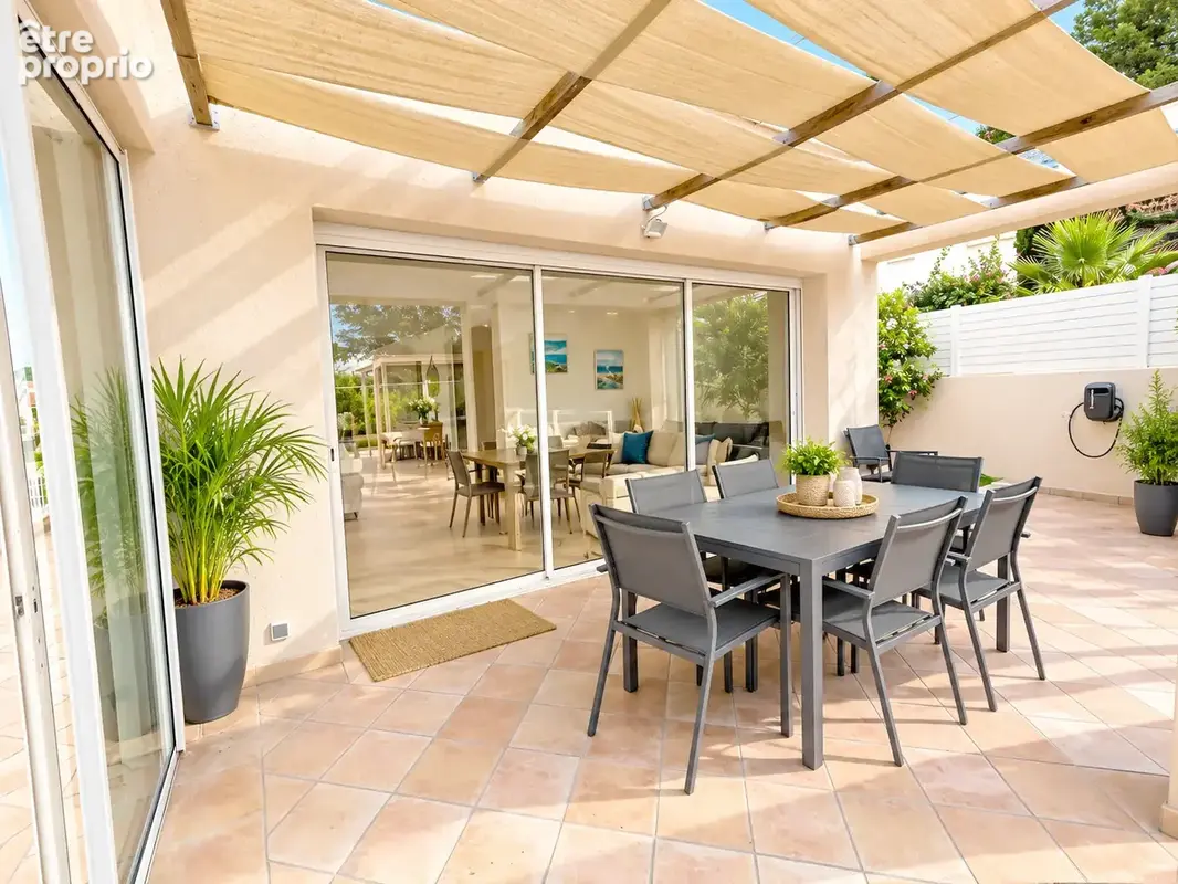 Villa d'exception de plain pied de 83m2 les pieds dans l'eau - photo 3