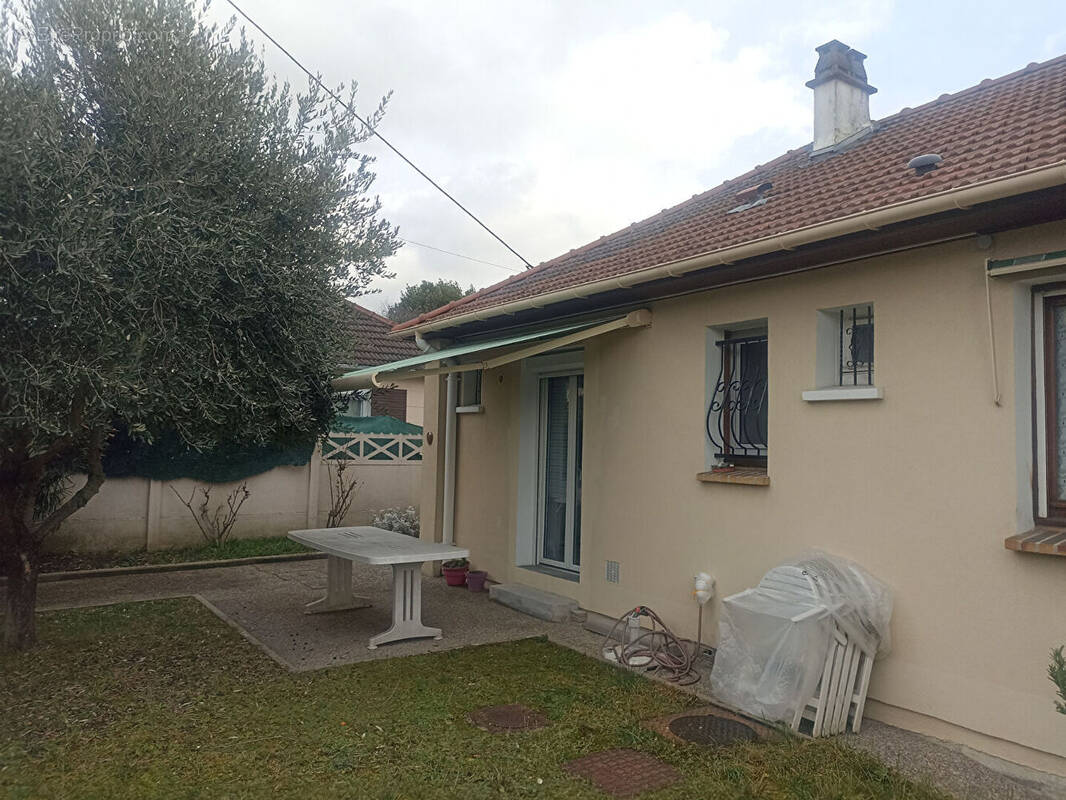 Maison à NEUILLY-PLAISANCE
