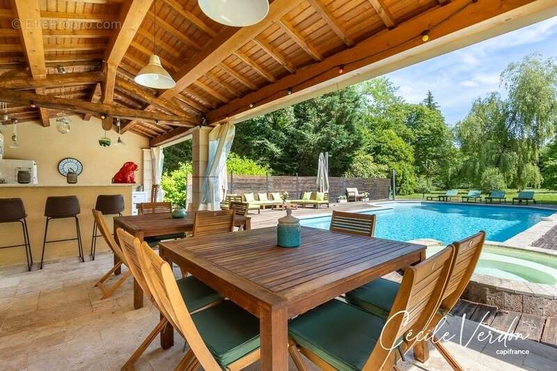 BELEYMAS (24) proche Bergerac – Propriété de charme du XIXe siècle 10 pièces avec dépendances, piscine et potentiel d’accueil su - photo 10