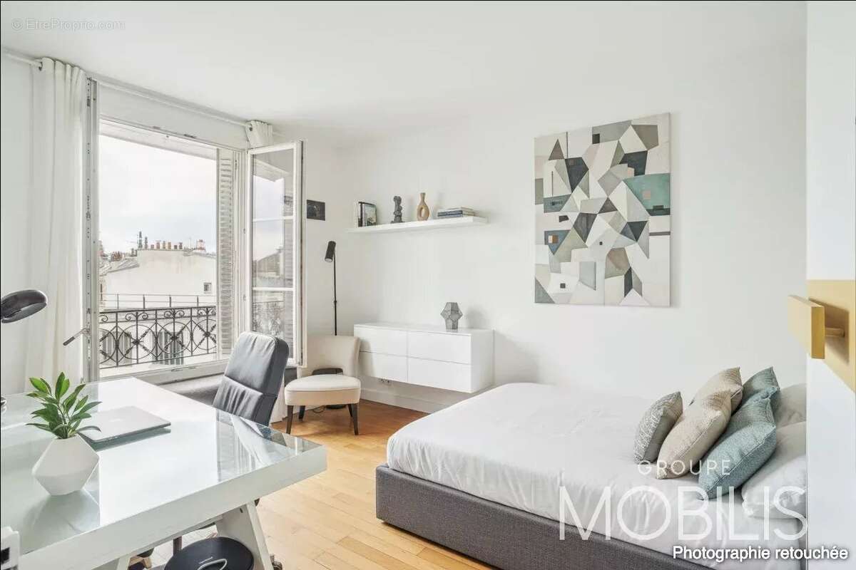 Maison à PARIS-18E